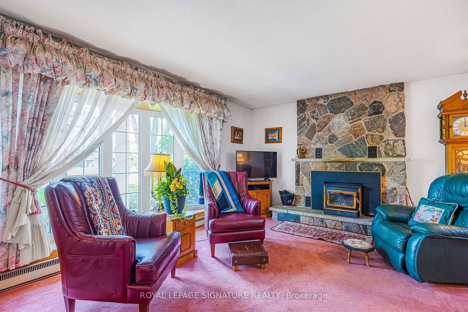 Listing Image 7