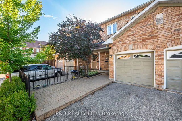 3 - 2350 Britannia Road
