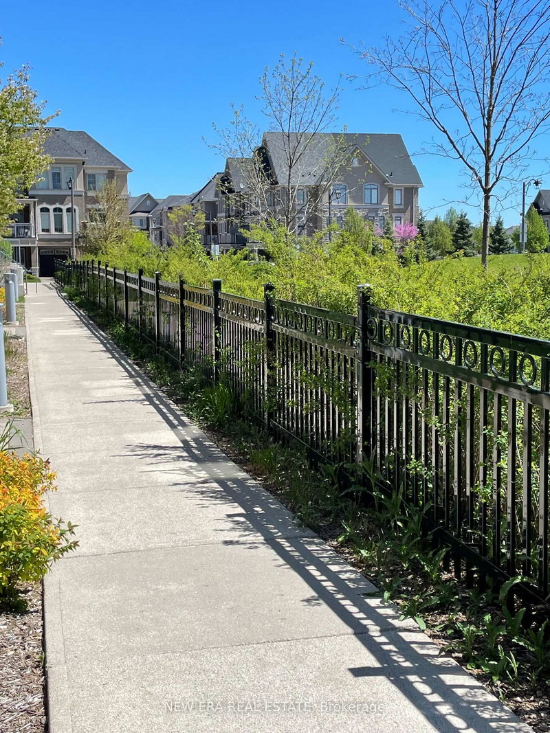 65 - 2441 Greenwich Dr, Oakville, L6M 0S3 | Image 2