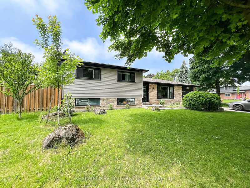 home for lease on Main-5285 Woodhaven Court