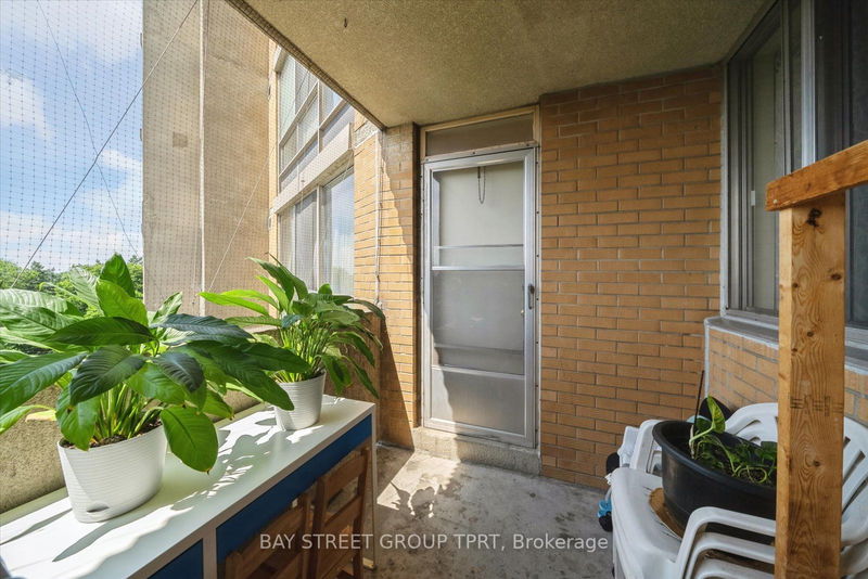  901 - 10 Martha Eaton Way  Toronto, M6M 5B3 | Image 22