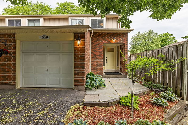 home for sale on 44-1560 Newlands Crescent
