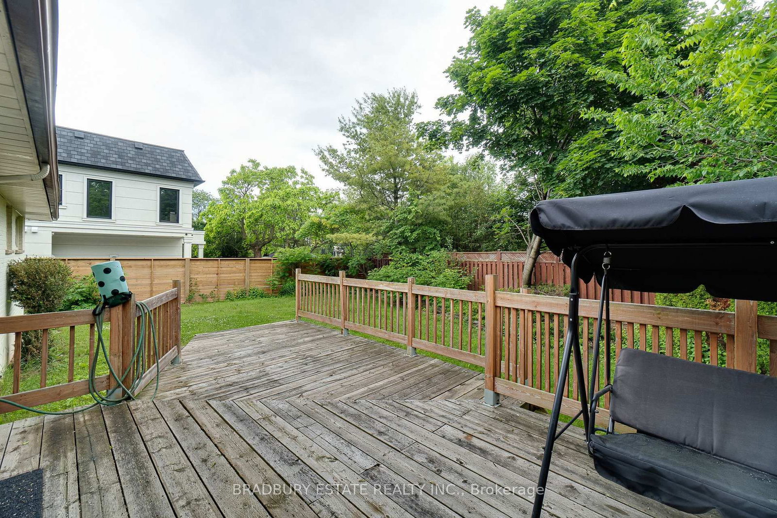 Listing Image 16