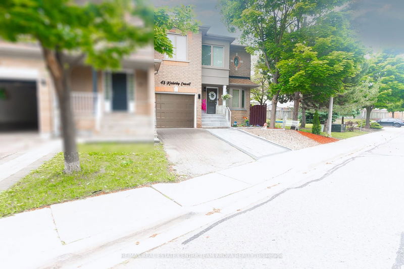 home for lease on 21-48 Kimberley (Bsmnt) Crescent