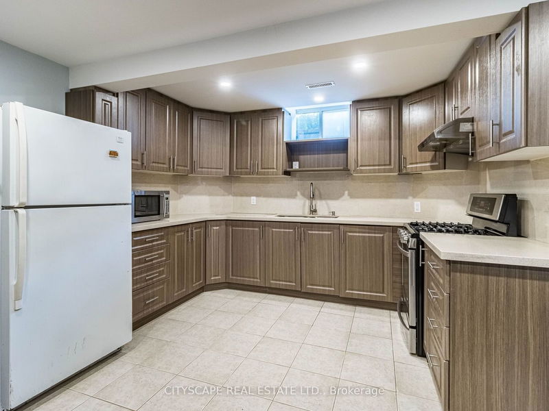 5471 Shorecrest Cres  Mississauga, L5M 4Y6 | Image 37