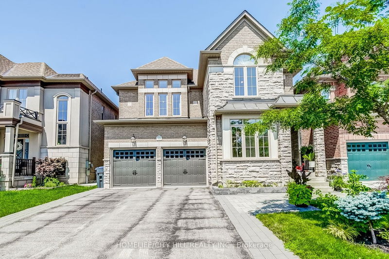 19 Junetown Circ  Brampton, L6X 0X7 | Image 2