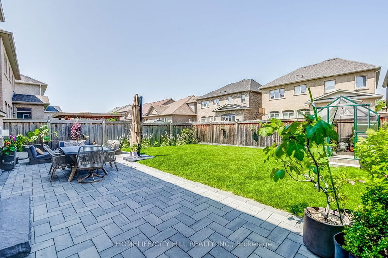 19 Junetown Circ  Brampton, L6X 0X7 | Image 26