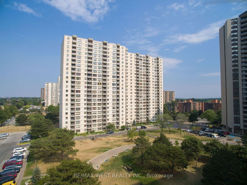 home for sale on 410-370 Dixon Road