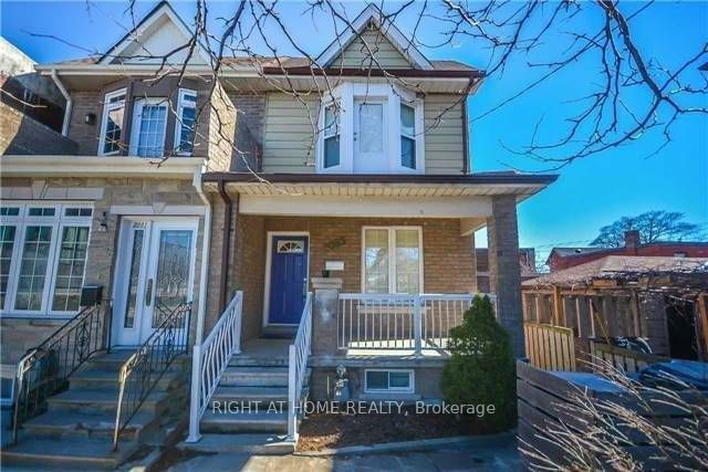 Upper - 2083 Davenport Road