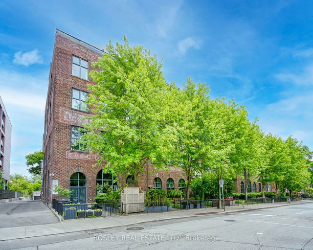 312 - 369 Sorauren Avenue