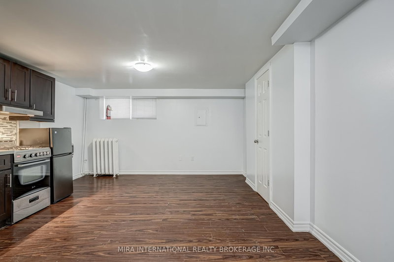 B1A - 70 Melbourne Ave, Toronto, M6K 1K7 | Image 3