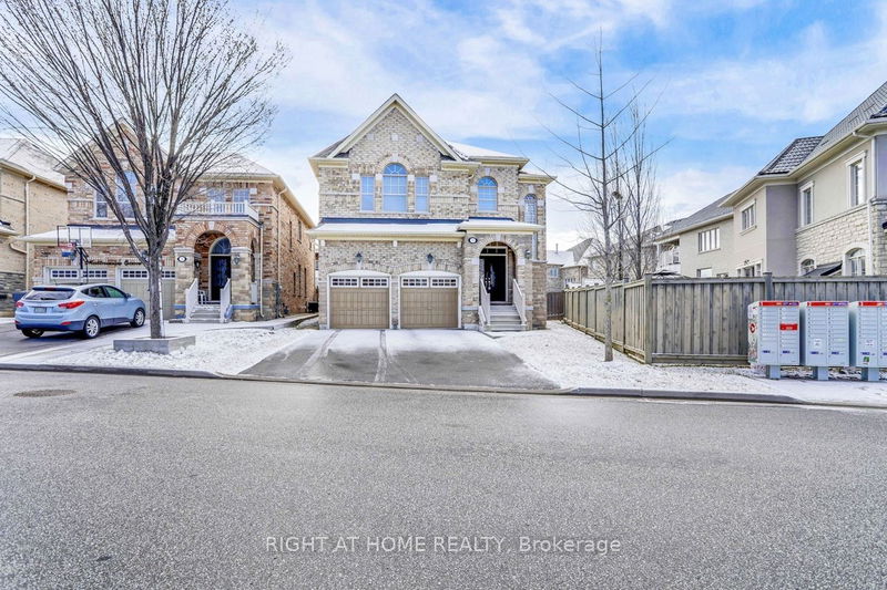 3 Mediterranean Cres  Brampton, L6Y 0T4 | Image 4