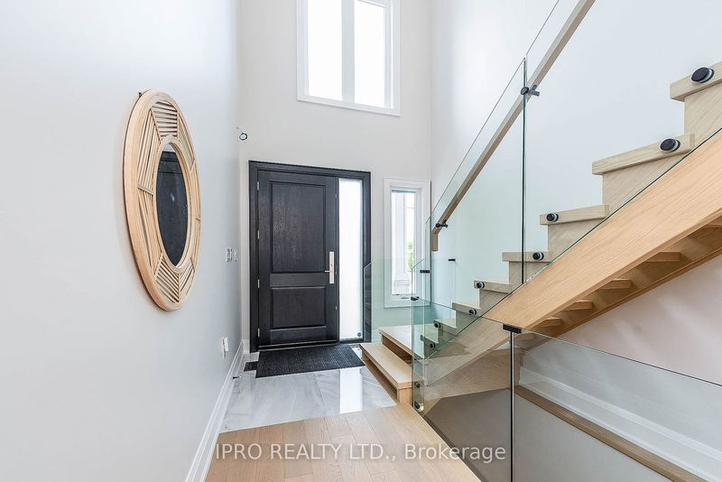 303 Delta St  Toronto, M8W 4G1 | Image 1