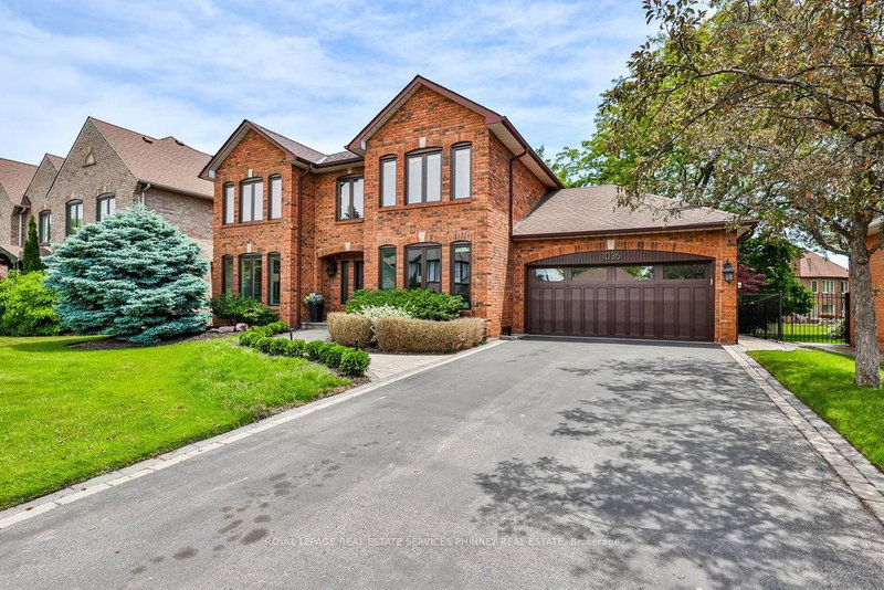 1036 Masters Green, Oakville, L6M 2N7 | Image 3