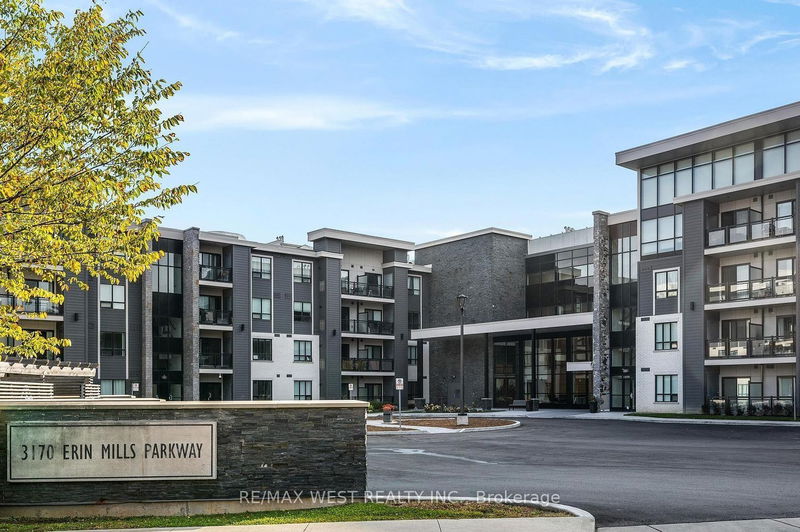 home for sale on 109-3170 Erin Mills Pkwy