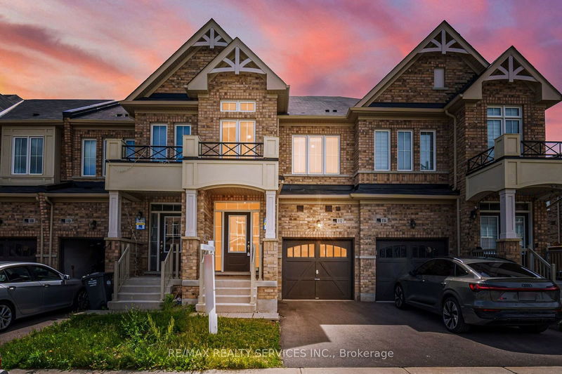 home for sale on 112 Royal Fern Crescent