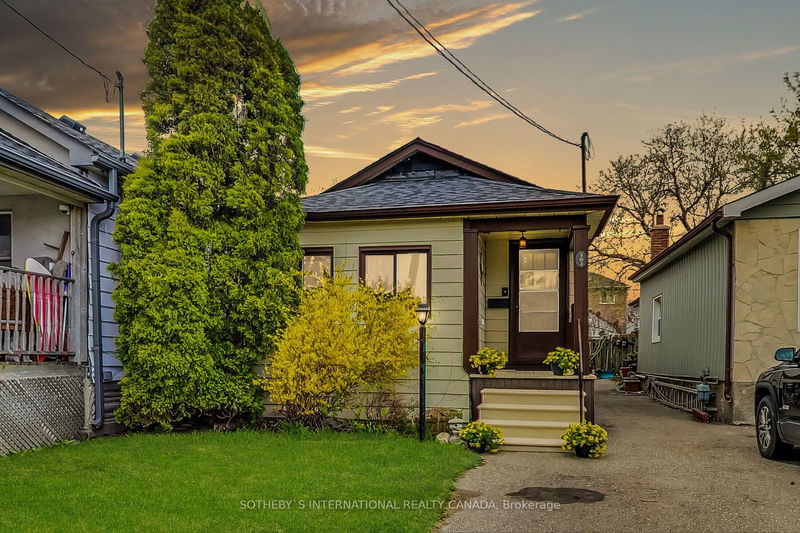 home for sale on 104 Newcastle Street