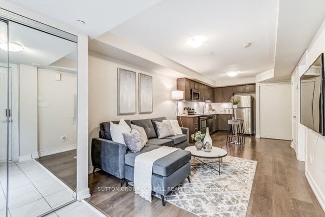 home for lease on 302-6 Drummond Street