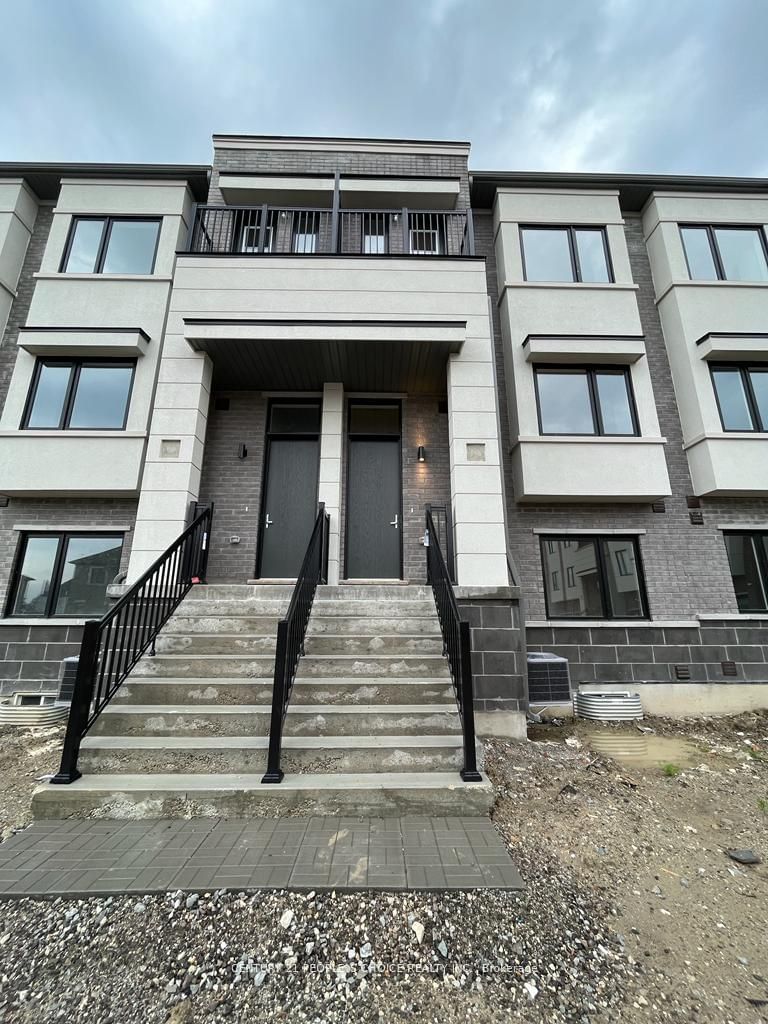 home for lease on 21 Lambert Lane