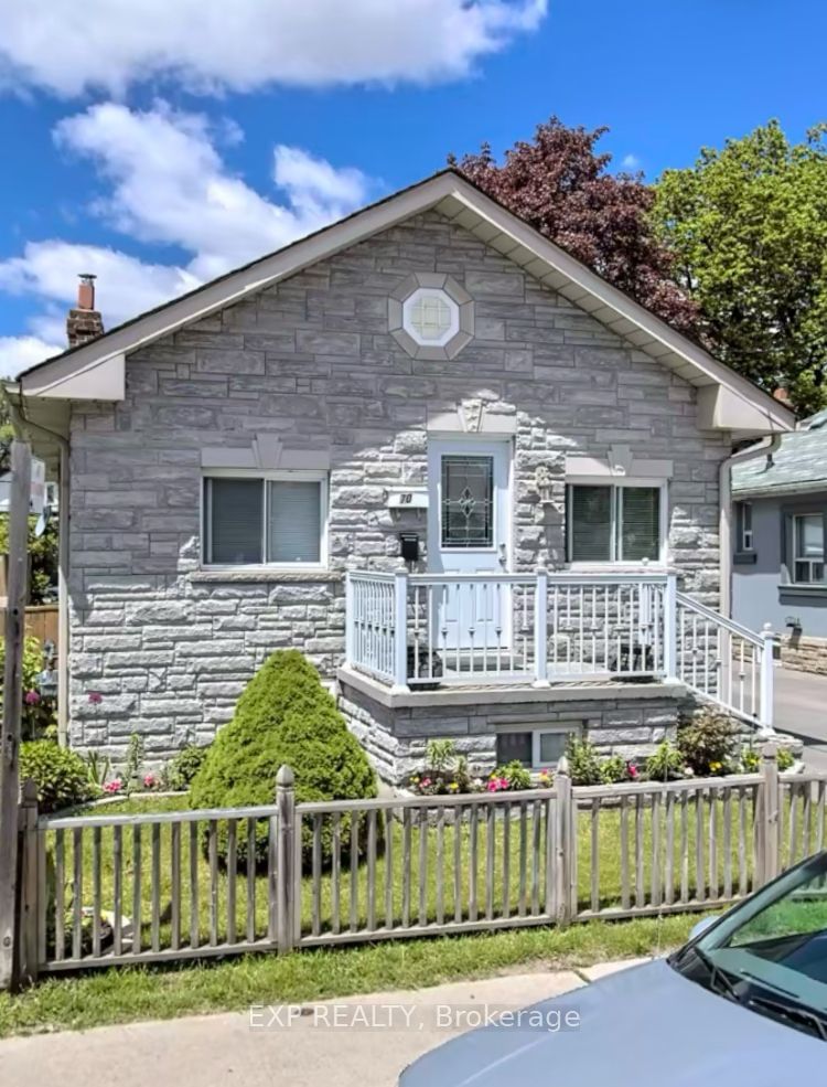 home for lease on Main Fl-70 Humber Boulevard N