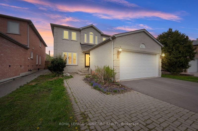 home for sale on 6 Nipigon Court