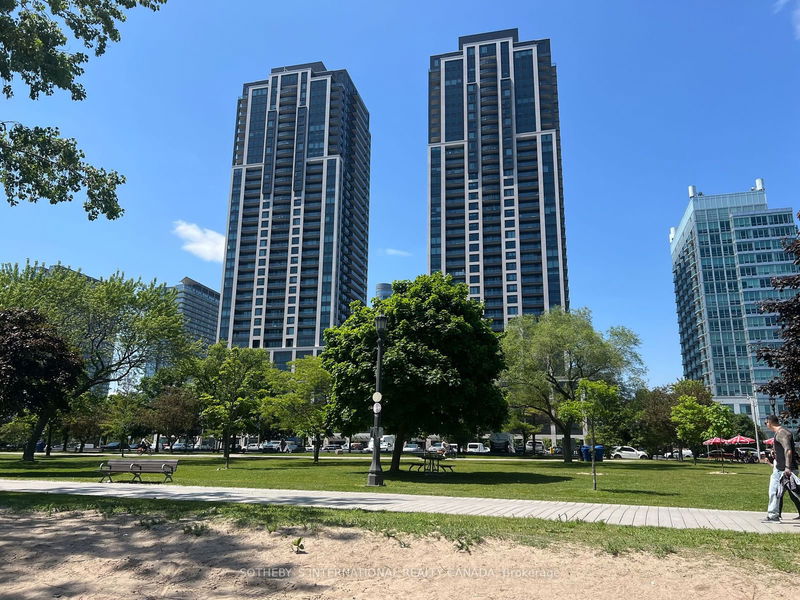  2712 - 1926 Lake Shore Blvd W Toronto, M6S 1A1 | Image 2