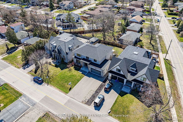 600 Maplehurst Avenue