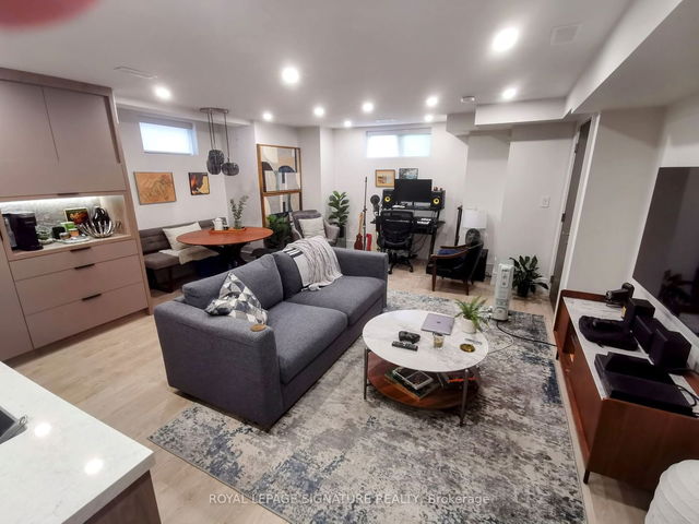 Bsmt - 20 Lukow Terrace
