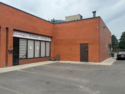 Unit 21 — 4801 Steeles Avenue W — photo 6