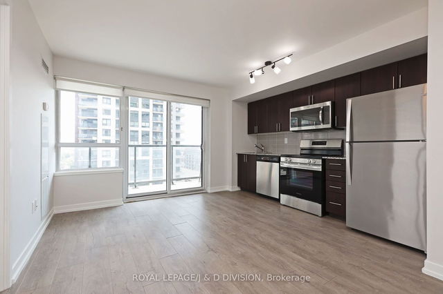 1010 - 1420 Dupont Street