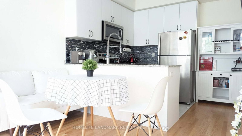 35 - 717 Lawrence Ave W, Toronto, M6A 1B4 | Image 3