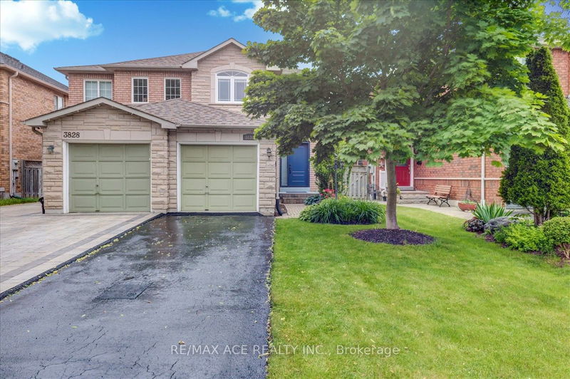 home for lease on 3830 Foxborough Trail