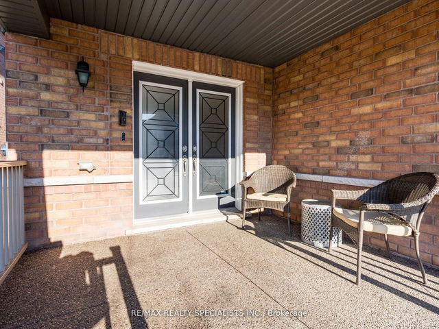 42 Gibbs Road
