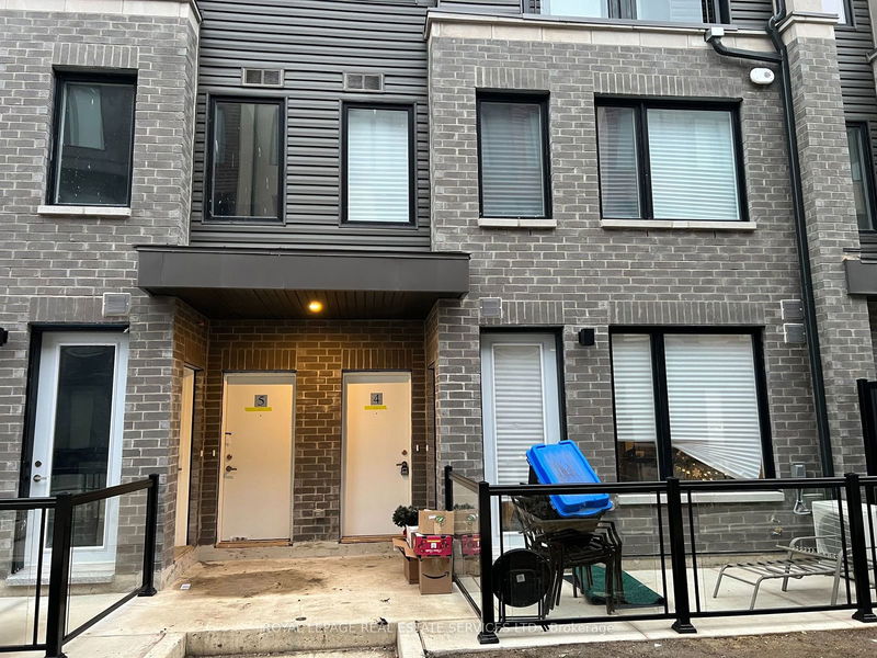 home for lease on 15-3556 Colonial Drive