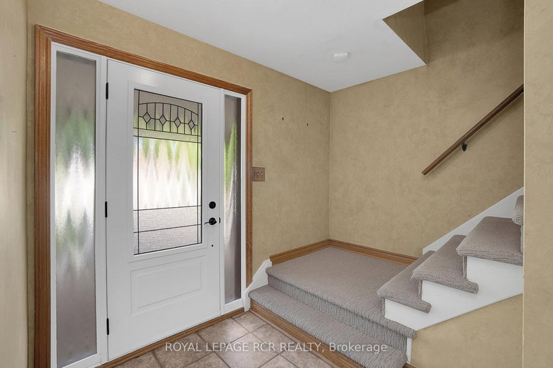 150 Connaught Cres, Caledon, L7E 2S4 | Image 2