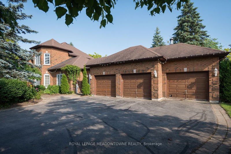 home for sale on 11072 Amos Drive