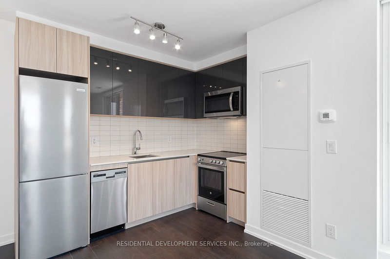 home for sale on 1119-3100 Keele Street