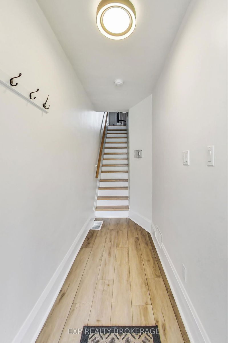 250 Gilbert Ave  Toronto, M6E 4W7 | Image 4