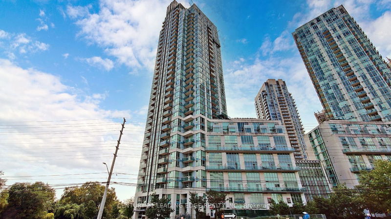 home for sale on 2604-220 Burnhamthorpe Road W