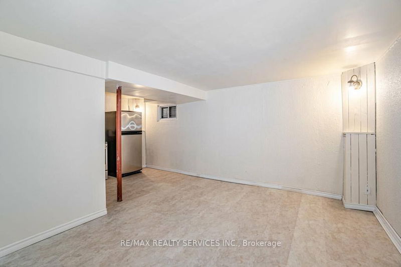  220 - 192 Fleetwood Cres  Brampton, L6T 2R6 | Image 33