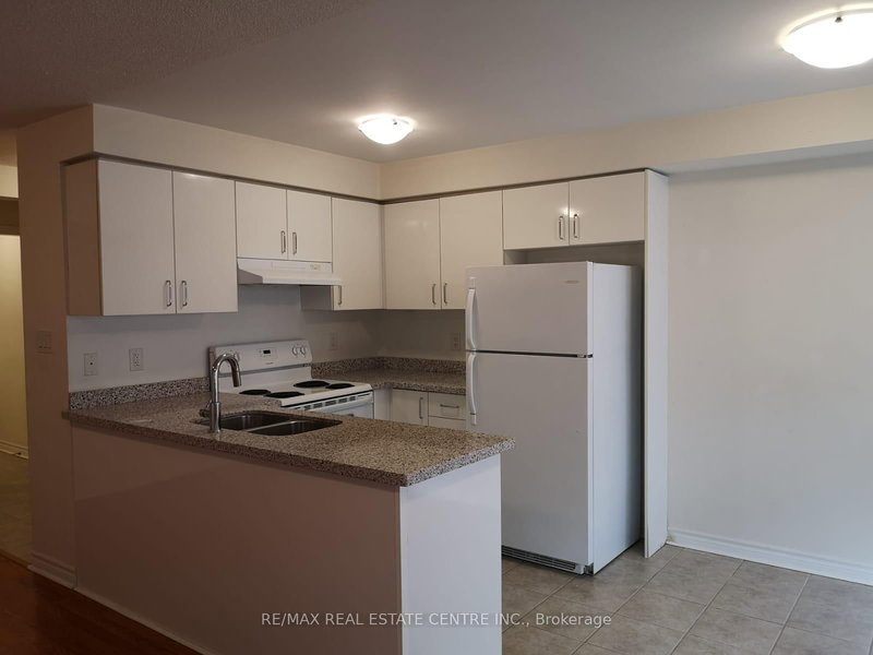 1 - 600 Shoreline Dr, Mississauga, L5B 0A8 | Image 2