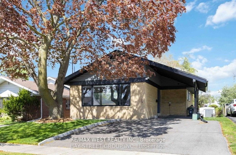 home for lease on 29 Pakenham Drive