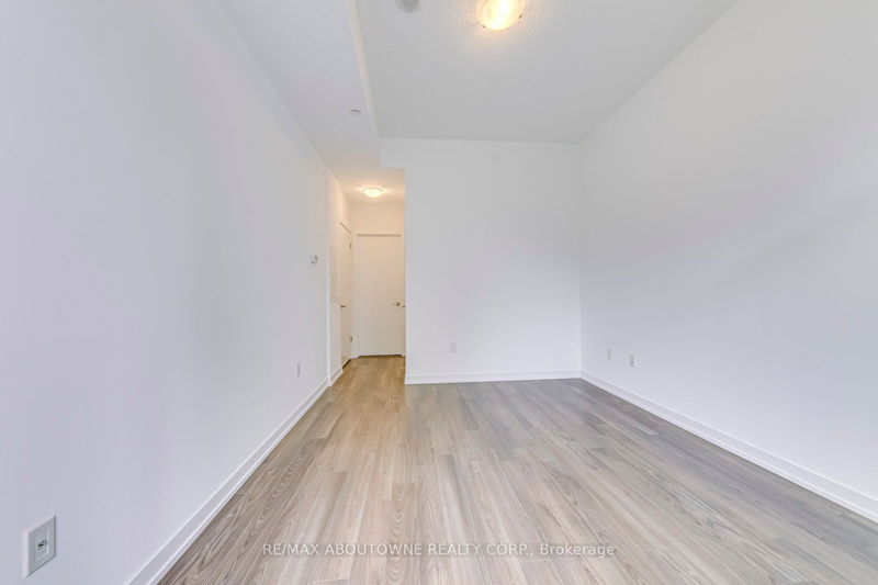  TH101 - 2560 Eglinton Ave W Mississauga, L5M 0Y3 | Image 25