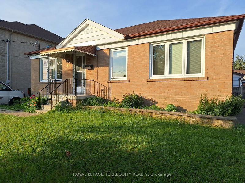 home for sale on 5 Fairweather Road