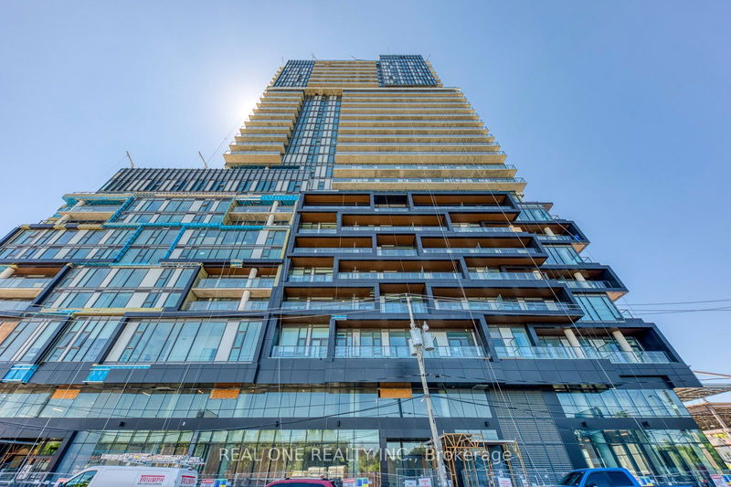 home for lease on 603-1245 Dupont Street