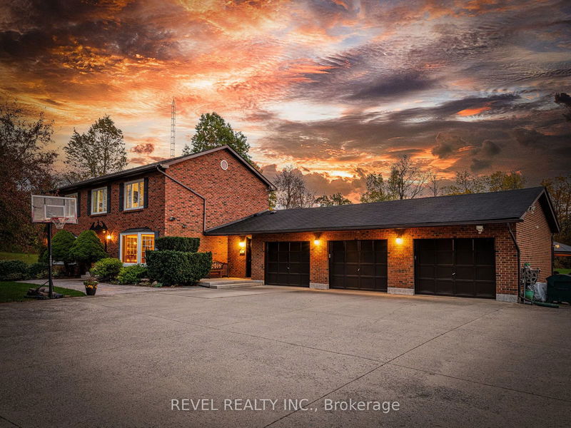 home for sale on 8166 Appleby Line