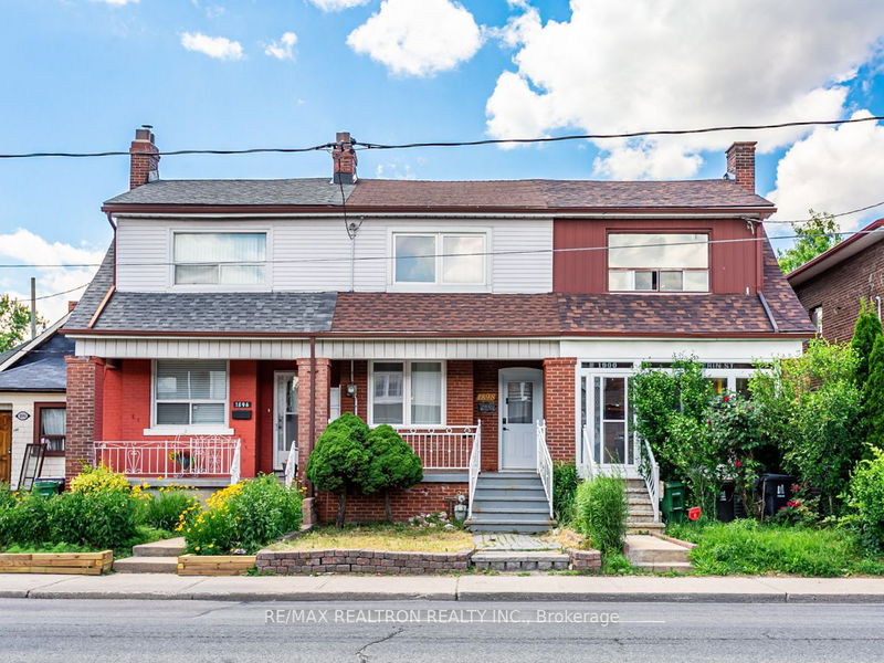 home for sale on 1898 Dufferin Street