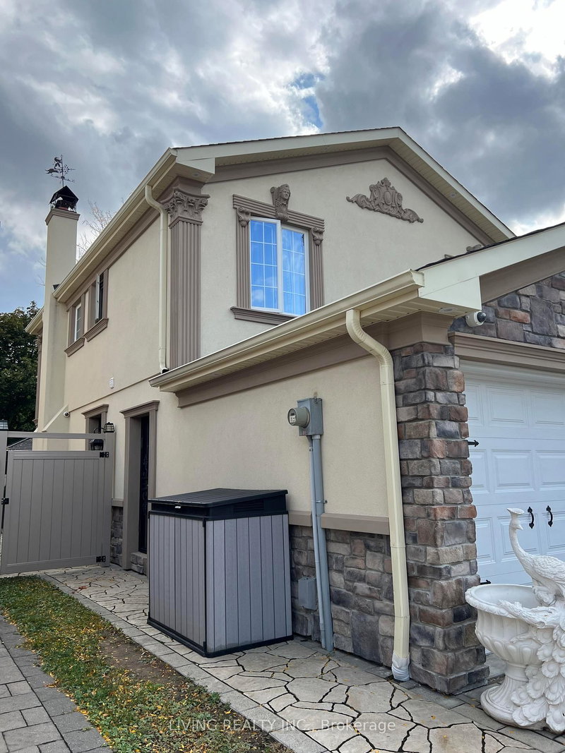 2910 Oka Rd, Mississauga, L5N 1W9 | Image 3