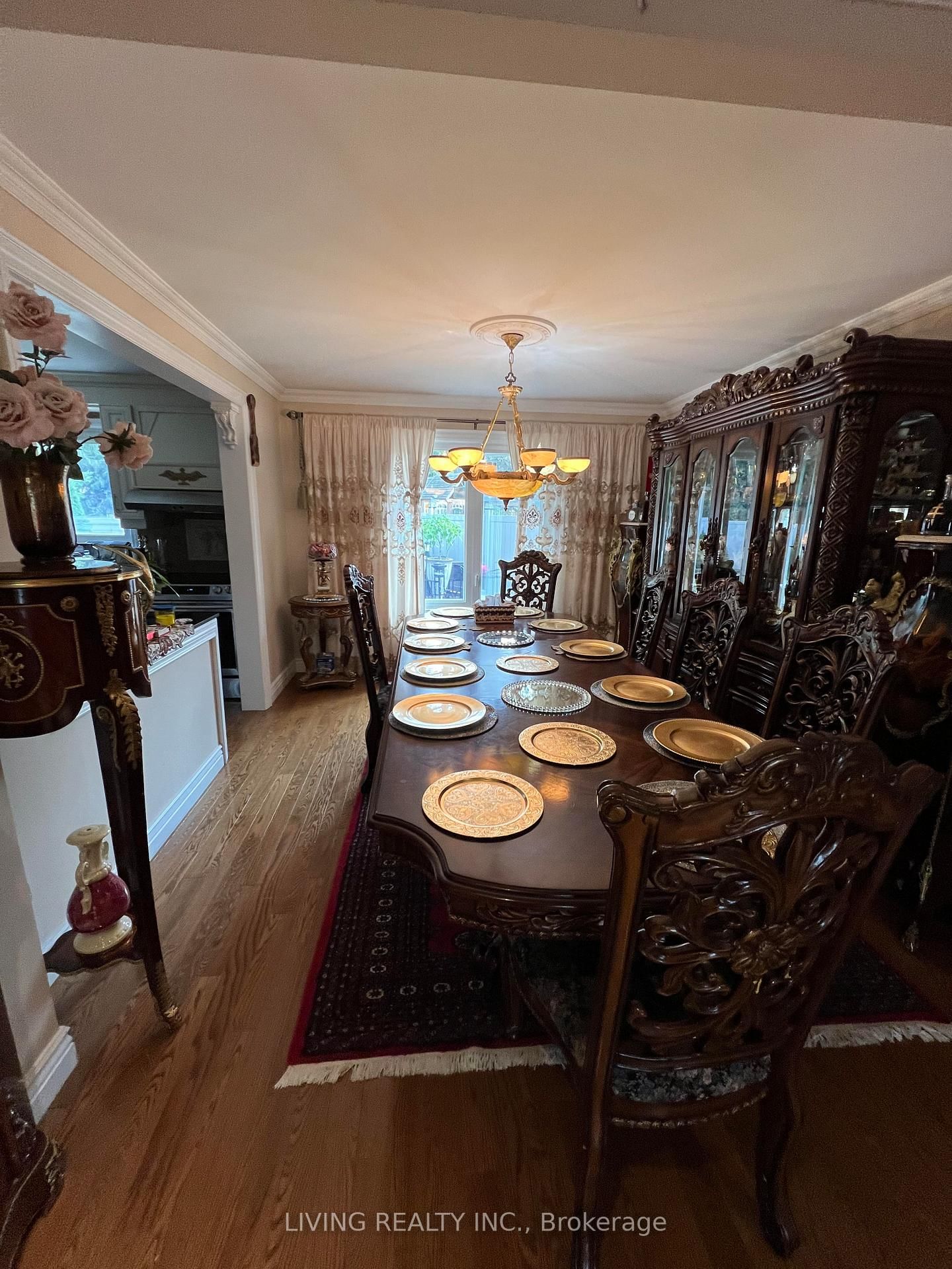 Listing Image 7