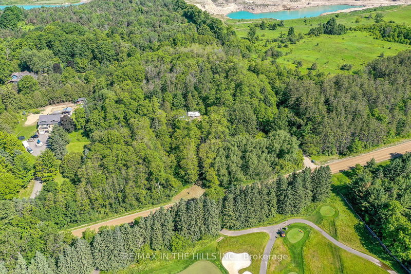 home for sale on 3246 Escarpment Sideroad